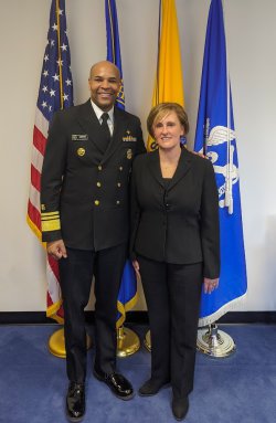 Ellen Kurtzman, class of 2018-2019, with 20th Surgeon General of the United States Jerome Adams